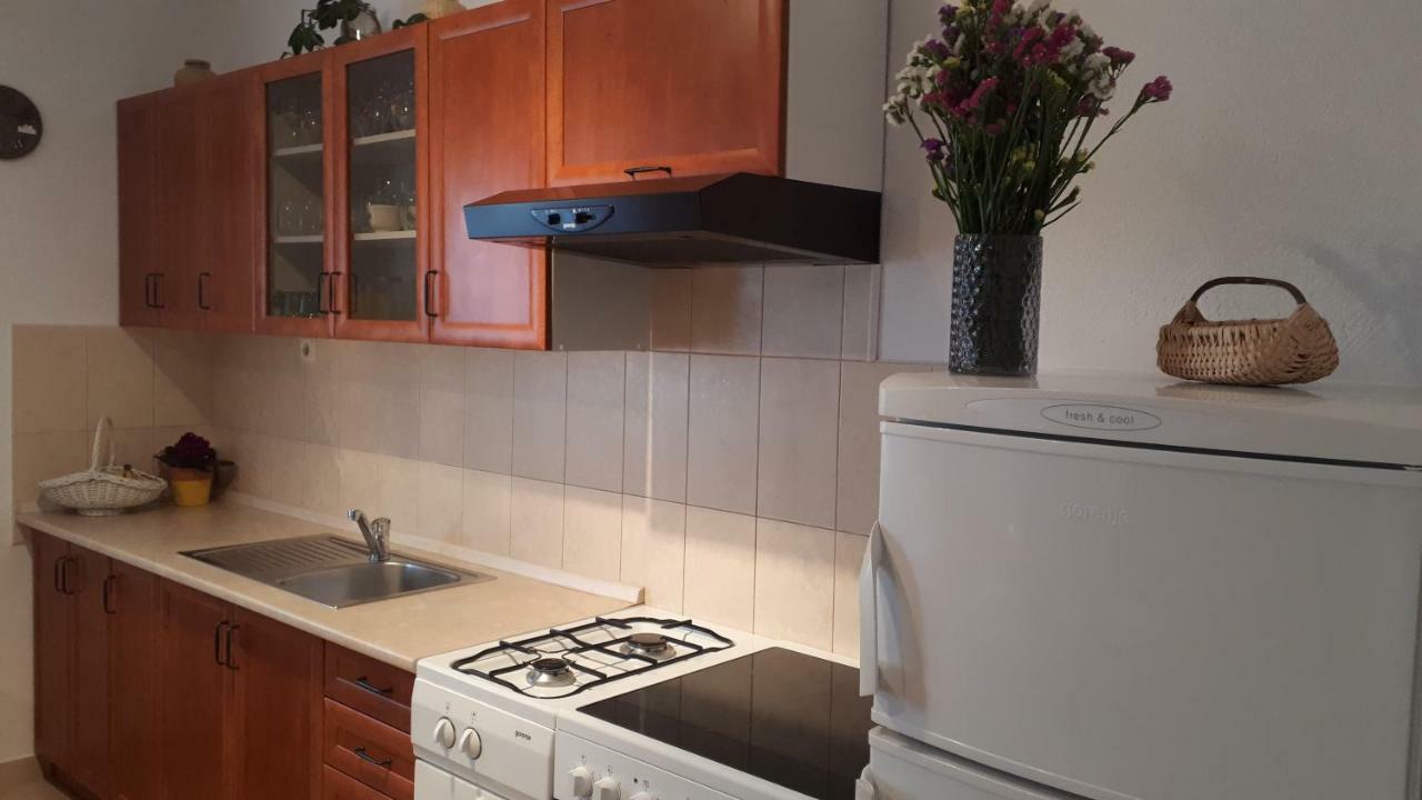 Apartman Stulic Makarska Ngoại thất bức ảnh