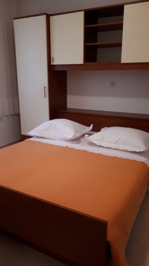 Apartman Stulic Makarska Ngoại thất bức ảnh